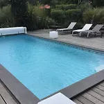 아파트 Agreable A 1km Du Centre De